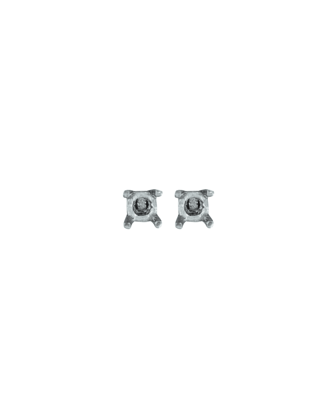 18CT W/G TRAD EAR MOUNT 5pt